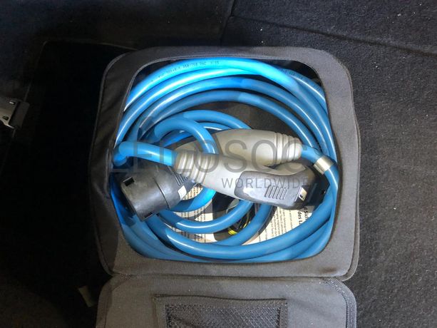 BMW 530E · Elétrico/Gasolina · Ano 2017