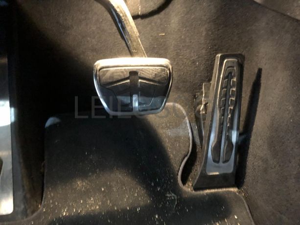 BMW 530E · Elétrico/Gasolina · Ano 2017