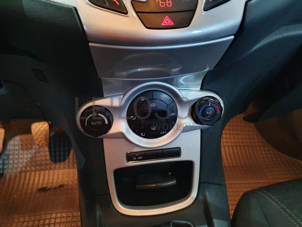 Ford Fiesta 1.6TDCI · Ano 2012