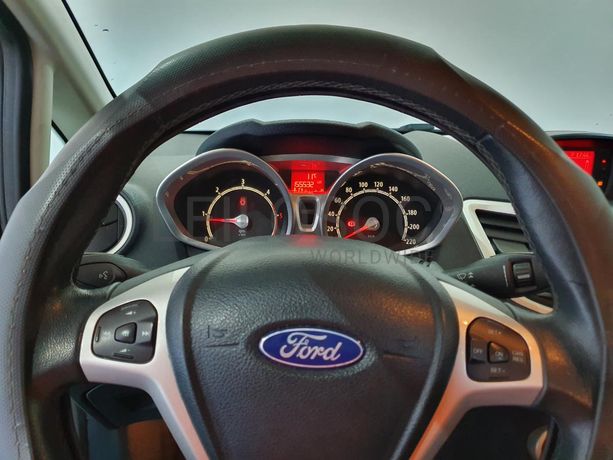 Ford Fiesta 1.6TDCI · Ano 2012