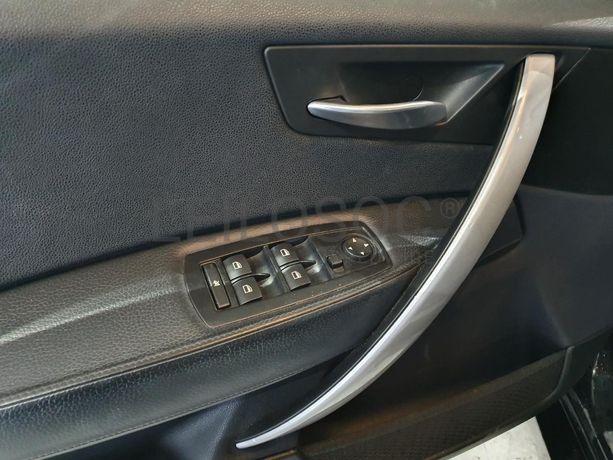 BMW X3 2.0D · Ano 2006