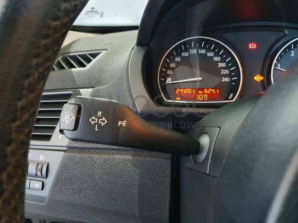 BMW X3 2.0D · Ano 2006