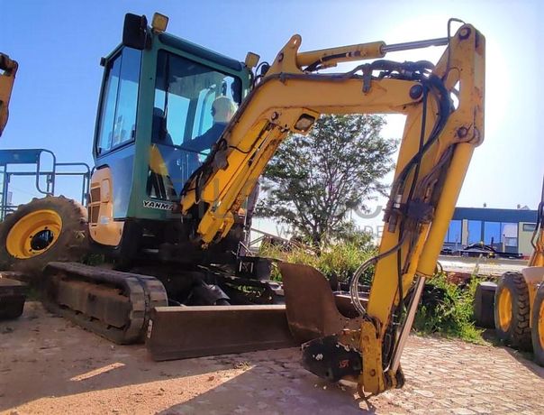 Mini Giratória Yanmar