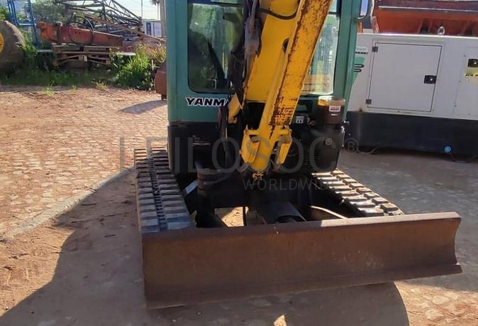 Mini Giratória Yanmar