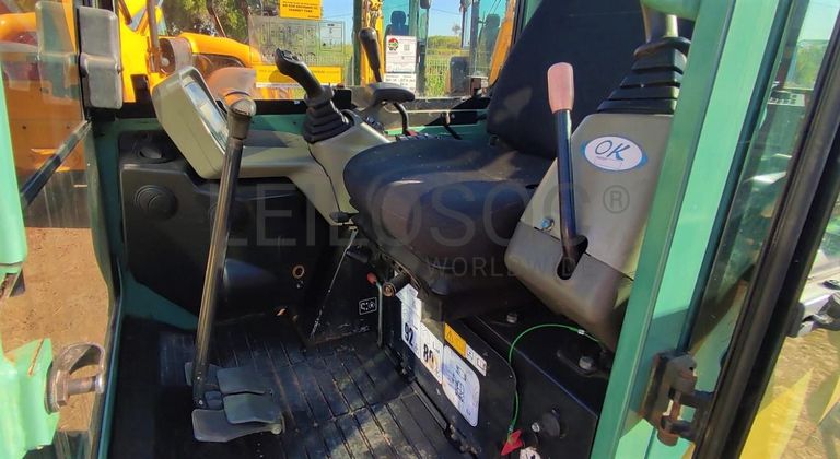 Mini Giratória Yanmar