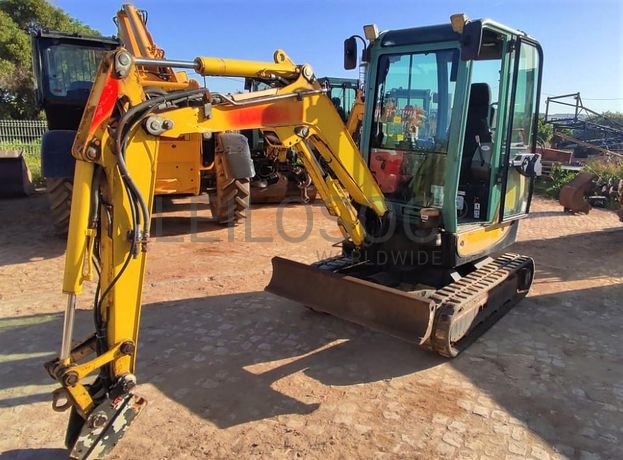 Mini Giratória Yanmar