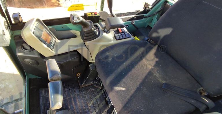 Mini Giratória Yanmar