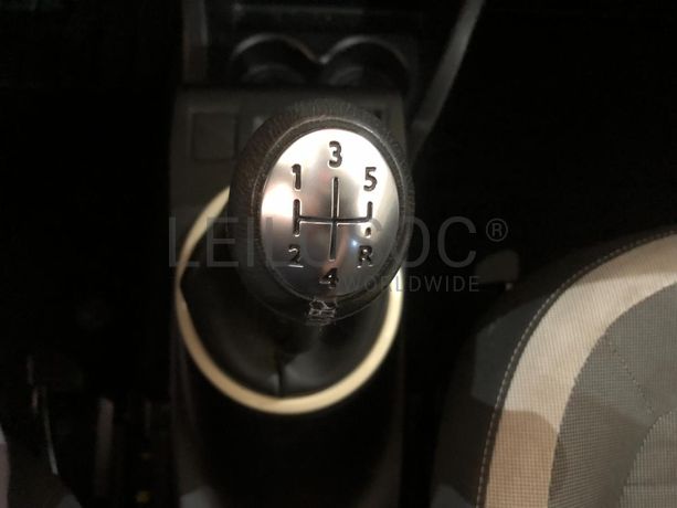 Renault Twingo · Ano 2015