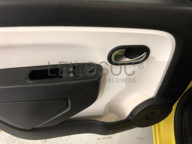 Renault Twingo · Ano 2015