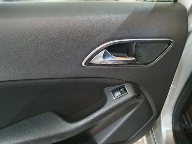 Mercedes-Benz A200 1.8 CDI · Ano 2012