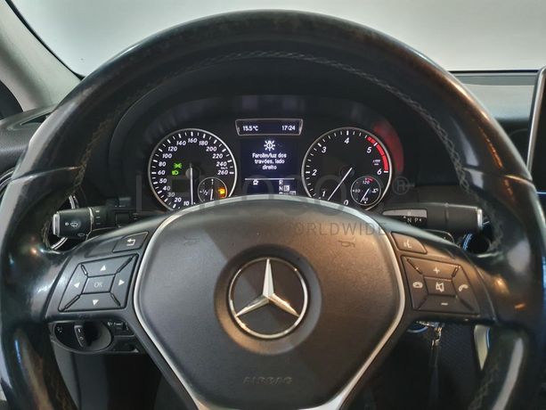 Mercedes-Benz A200 1.8 CDI · Ano 2012