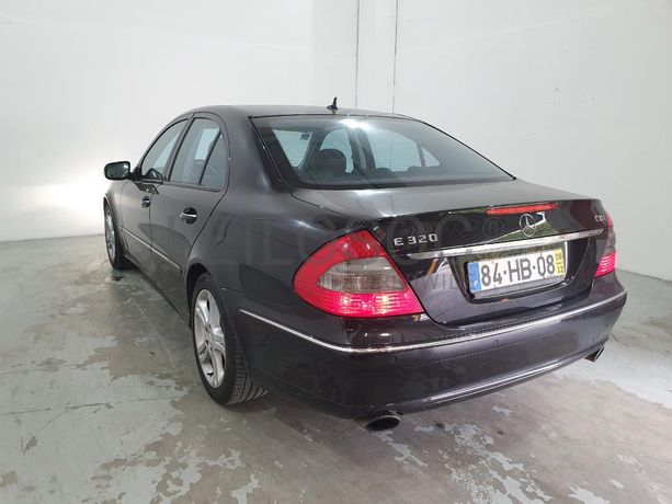 Mercedes-Benz E320 CDI · Ano 2008