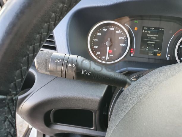 Iveco Daily 35-180 · Ano 2021