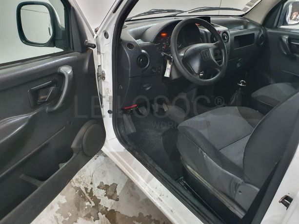 Peugeot Partner 2.0 HDI · Ano 2006