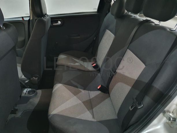 Opel Corsa · Ano 2004