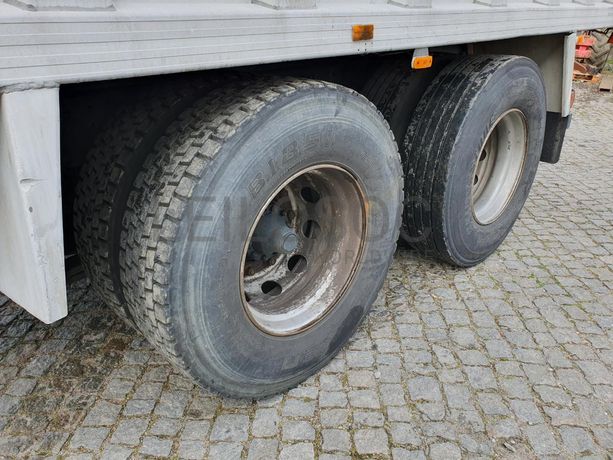 Scania 360 com Grua Atlas · Ano 1998