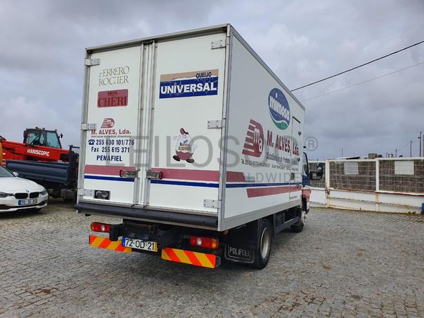 Mitsubishi Canter Fuso 7C18  · Ano 2013