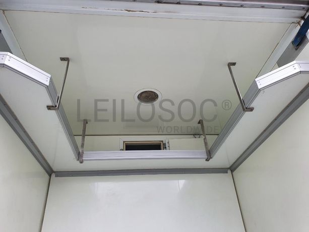 Mitsubishi Canter Fuso 7C18  · Ano 2013