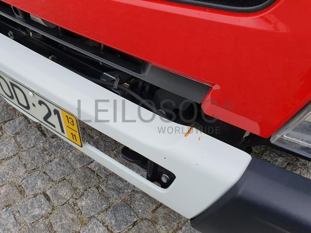 Mitsubishi Canter Fuso 7C18  · Ano 2013