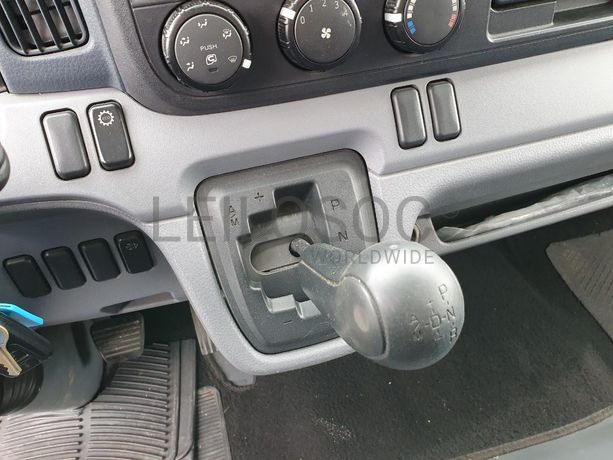 Mitsubishi Canter Fuso 7C18  · Ano 2013