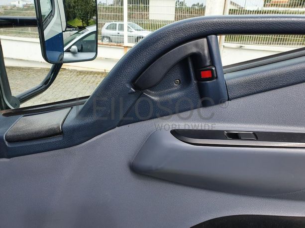 Mitsubishi Canter Fuso 7C18  · Ano 2013