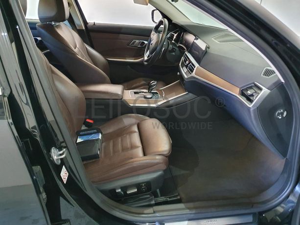 BMW 320D Sedan · Ano 2018