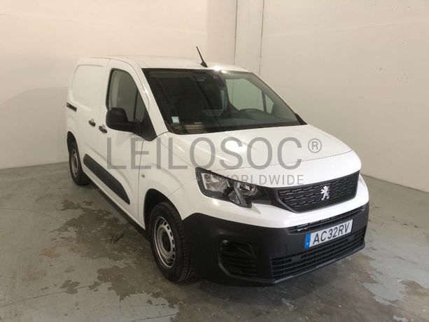 Peugeot Partner · Ano 2020