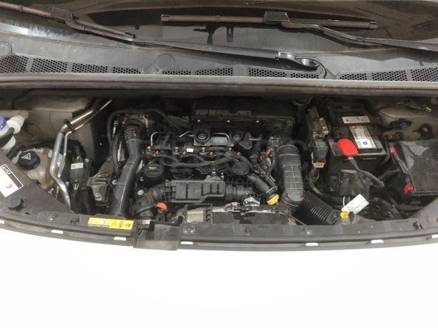 Peugeot Partner · Ano 2020