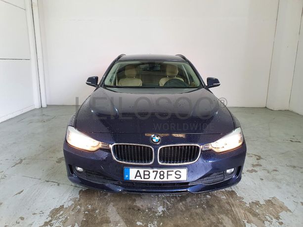 BMW 320D 2.0 Touring · Ano 2015