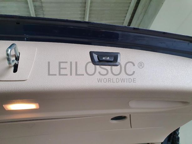 BMW 320D 2.0 Touring · Ano 2015