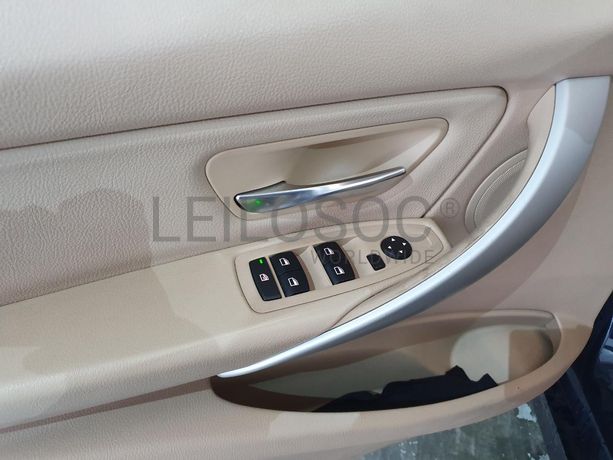 BMW 320D 2.0 Touring · Ano 2015