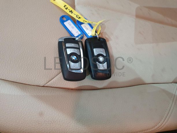 BMW 320D 2.0 Touring · Ano 2015