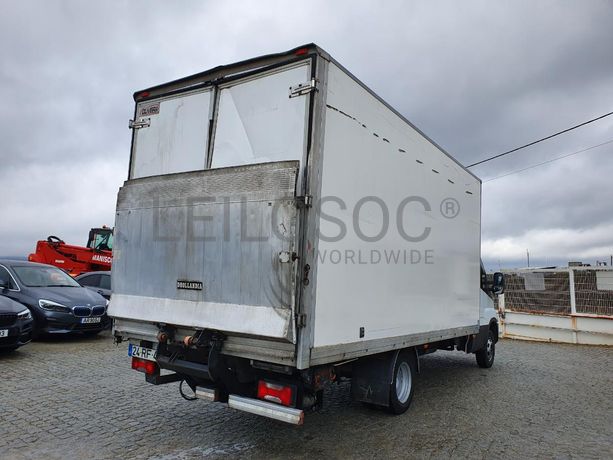 Iveco Daily 35-170 · Ano 2016