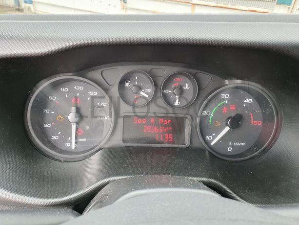 Iveco Daily 35-170 · Ano 2016