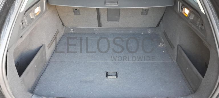 Peugeot 508 SW 1.6 HDI · Ano 2012