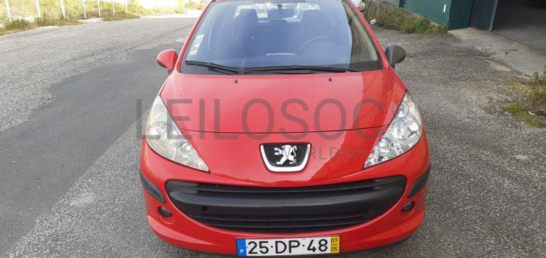 Peugeot 207 1.4 16v · Ano 2007