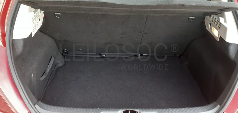 Peugeot 207 1.4 16v · Ano 2007