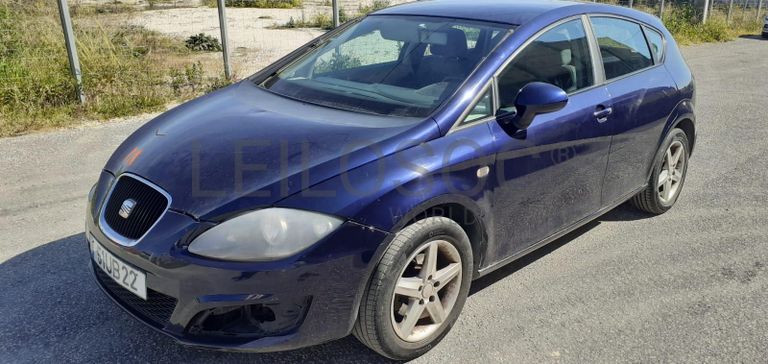 Seat Leon 1.6 TDI · Ano 2012