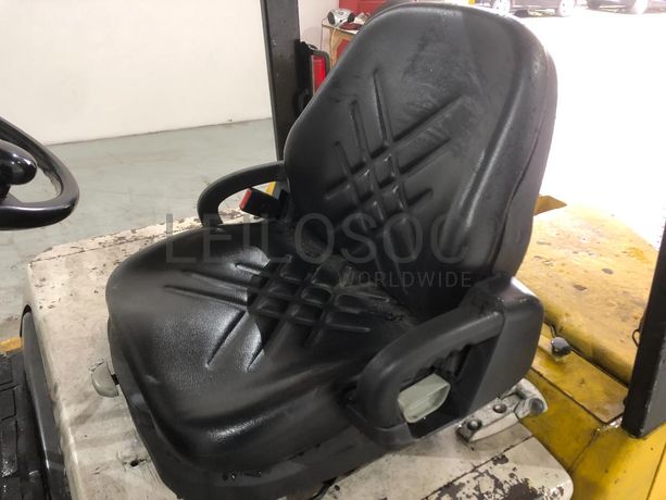 Empilhador TCM FD20Z2S