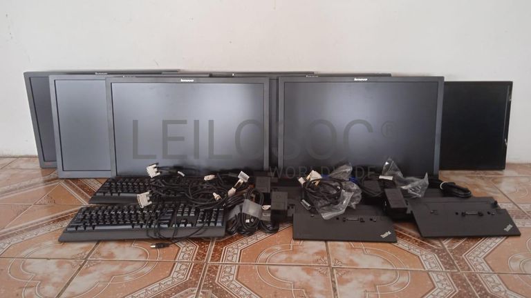 Material Informático ·