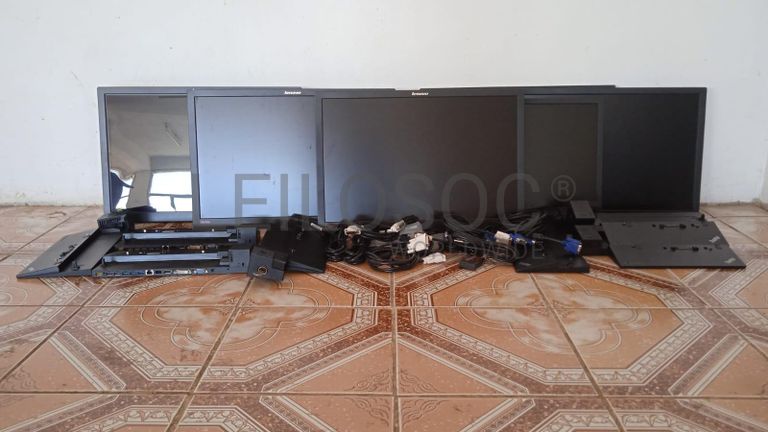 Material Informático ·