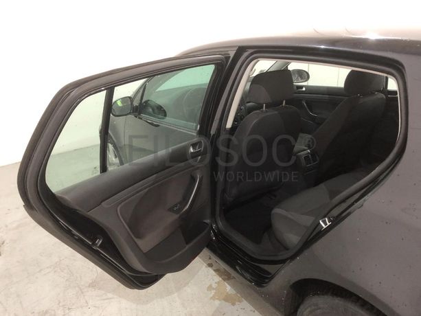 Volkswagen Golf 1.9 TDI · Ano 2006