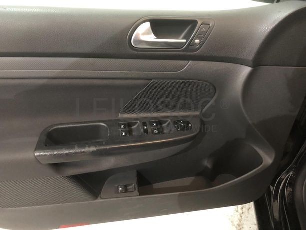 Volkswagen Golf 1.9 TDI · Ano 2006