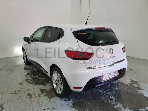 Renault Clio 0.9 TCE · Ano 2018