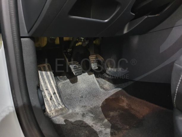 Renault Clio 0.9 TCE · Ano 2018