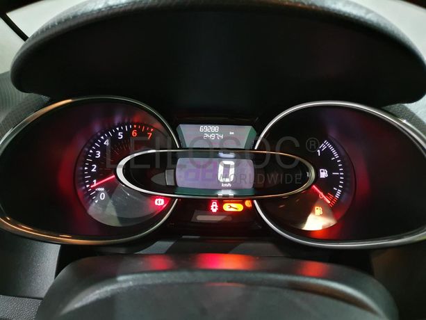 Renault Clio 0.9 TCE · Ano 2018