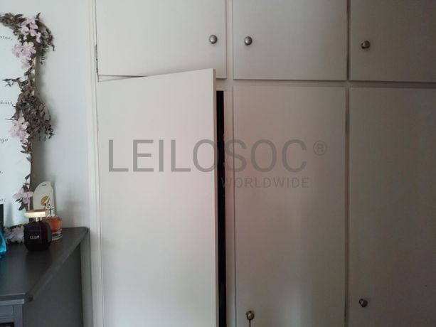 Apartamento T3 c/ logradouro · Vila Nova de Gaia