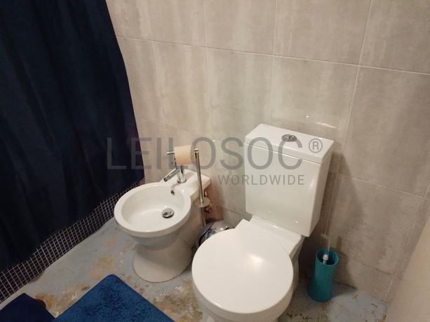Apartamento T3 c/ logradouro · Vila Nova de Gaia