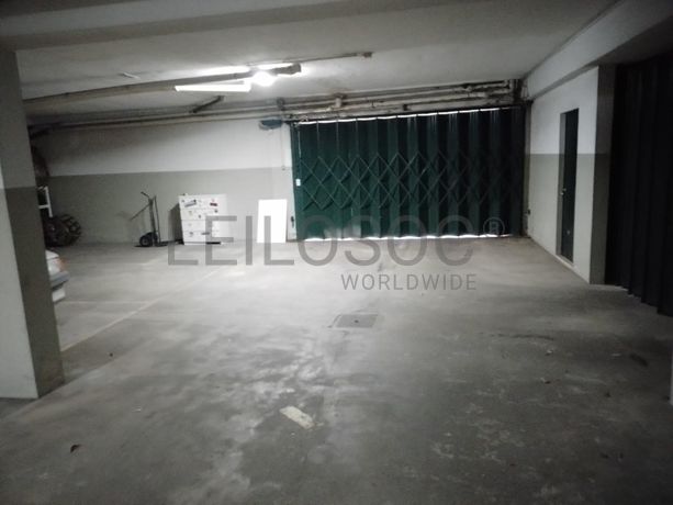 Apartamento T3 c/ logradouro · Vila Nova de Gaia