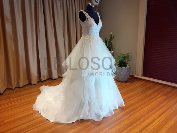 Grande Leilão de Vestidos de Noiva e Cerimónia